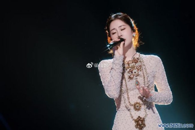 张碧晨：若能回《歌手》会好好编曲